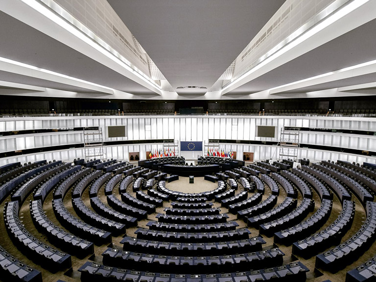 大型會(huì)場(chǎng)空氣治理方案